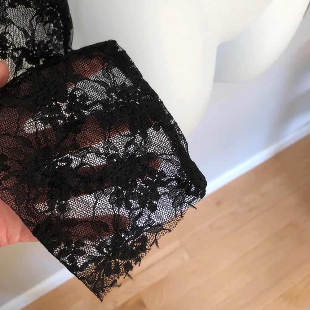 Zara Trafaluc lace sheer long sleeve cropped embroidered shirt